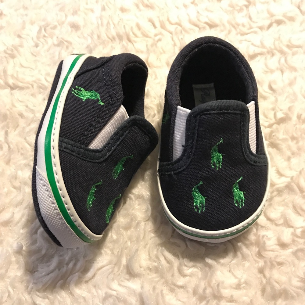 Adorable NWOT Ralph Lauren Polo Baby Shoes